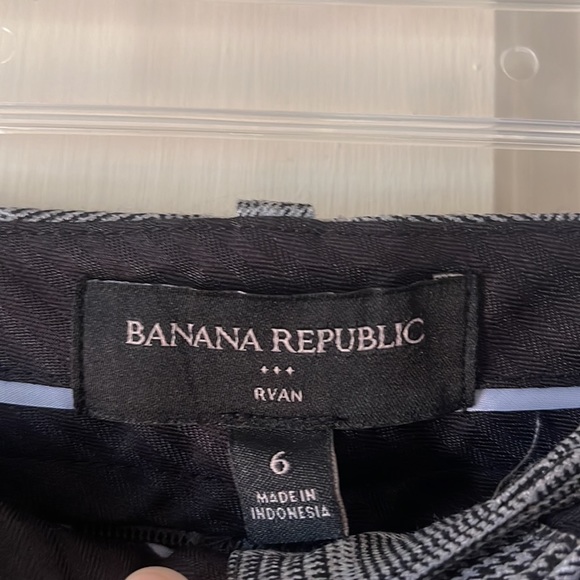 Banana Republic Plaid Dress Pants - Picture 3 of 4